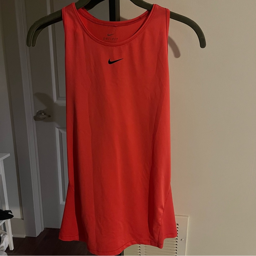 Nike Women’s Dri-Fit Training Racer Back Tank